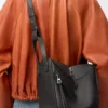 Compact Hammock bag in classic calfskin Black