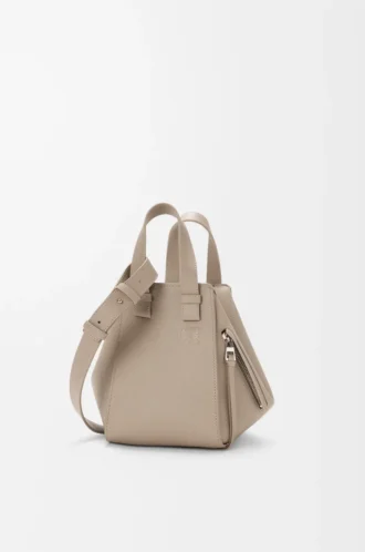Compact Hammock bag in soft grained calfskin Clay