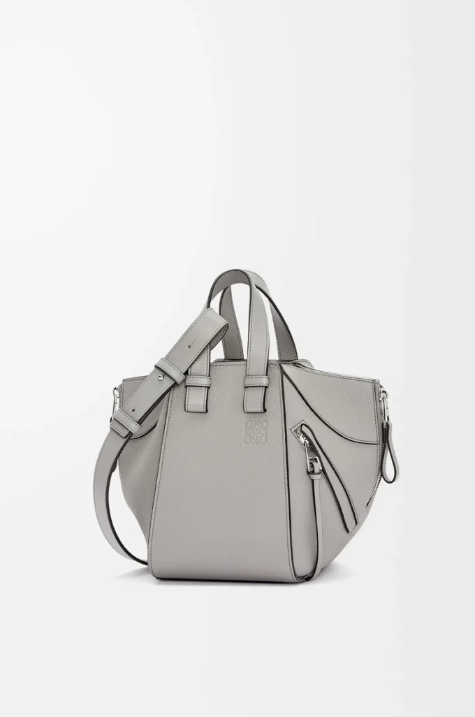 Compact Hammock bag in soft grained calfskin Pearl Grey