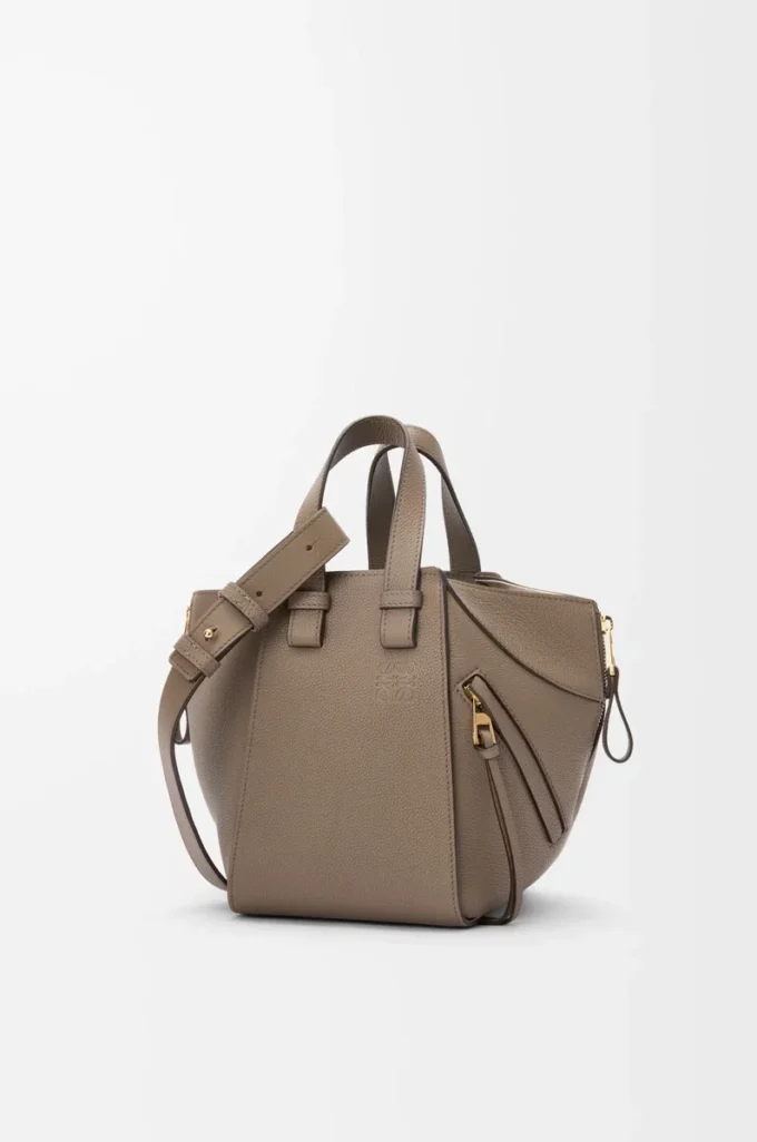 Compact Hammock bag in soft grained calfskin Taupe