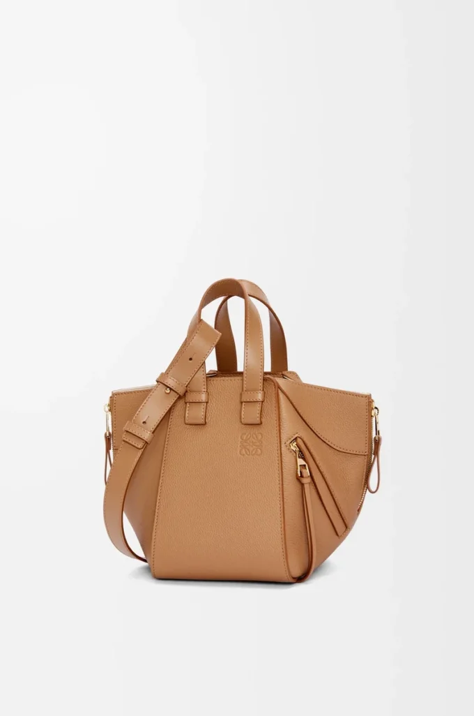 Compact Hammock bag in soft grained calfskin Toffee