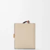 Compact zip wallet in soft grained calfskin Light Oat/Honey Compact zip wallet in soft grained calfskin Light Oat/Honey