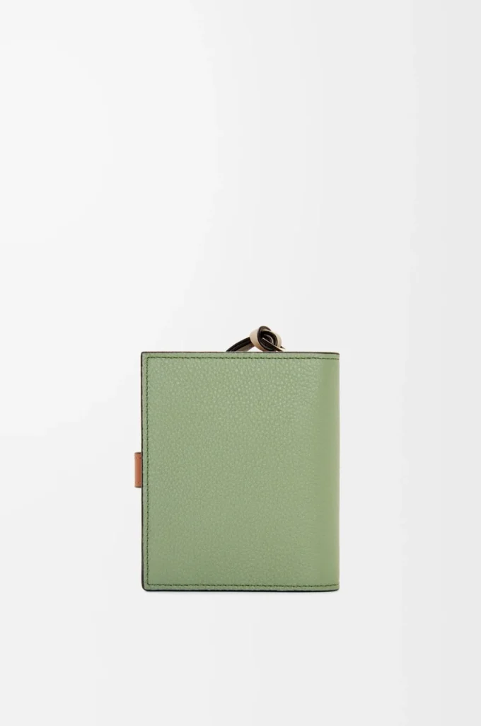 Compact zip wallet in soft grained calfskin Rosemary/Tan