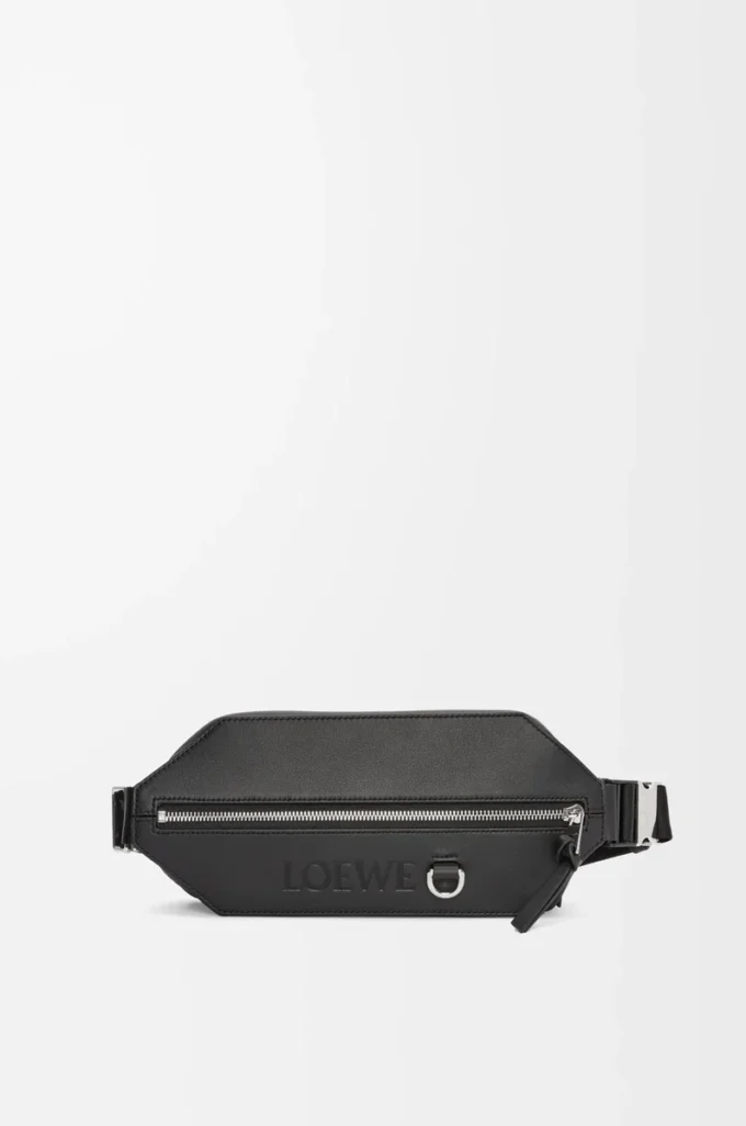 Convertible sling in classic calfskin Black