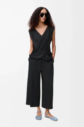Cropped trousers in stretch viscose Black