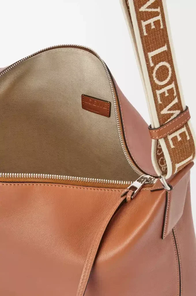 Cubi Crossbody bag in supple smooth calfskin and jacquard Tan