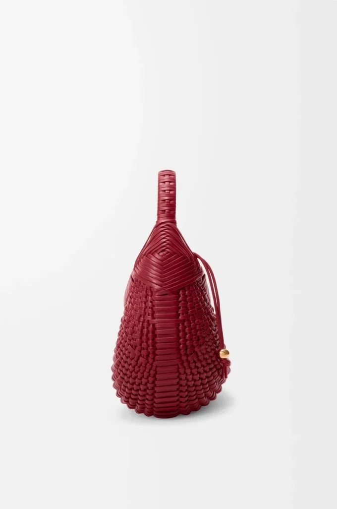 Diamond hobo bag in calfskin Cherry