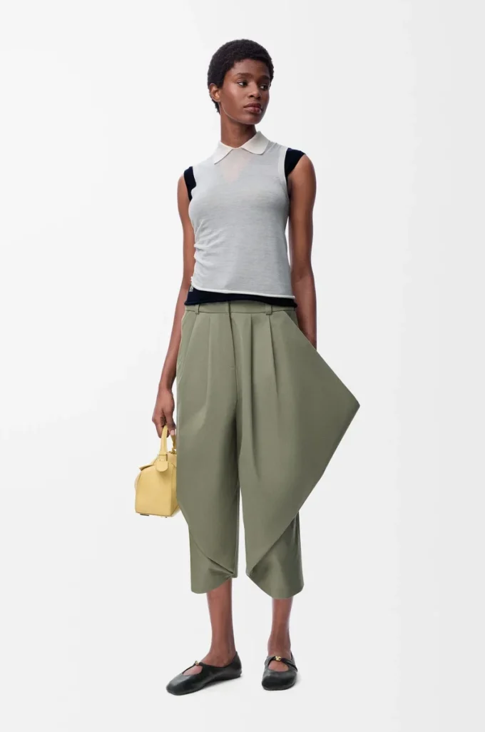 Draped top in cashmere White/Navy Blue Draped top in cashmere White/Navy Blue