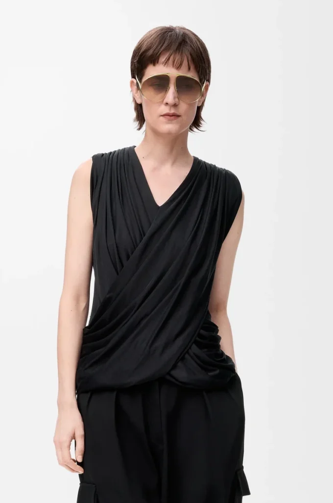 Draped top in silk Black