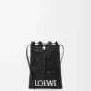 Drawstring pocket in raffia Black