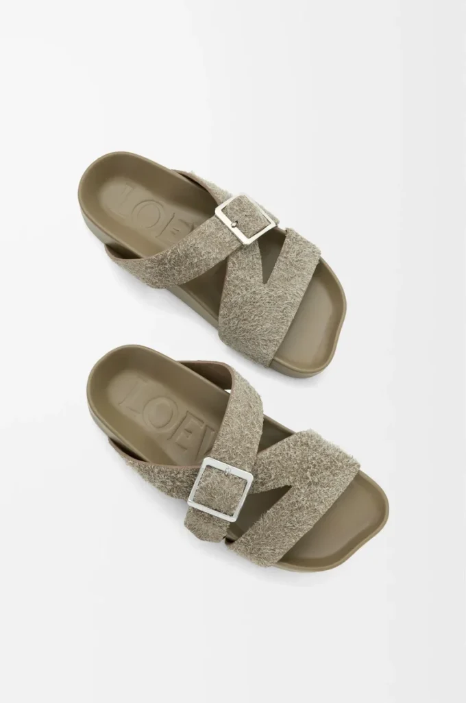 Ease Buckle slide in brushed suede Khaki Green