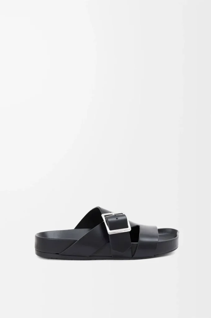 Ease Buckle slide in vegetable-tanned calfskin Black