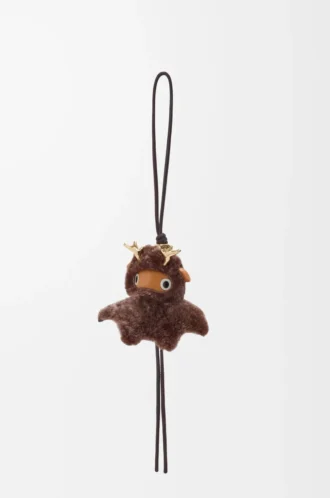Fawnie charm in shearling Brown