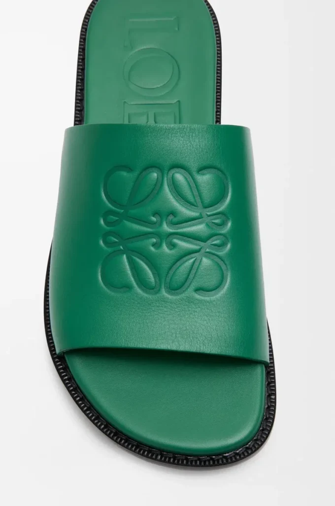 Flex Anagram slide in soft calfskin Green