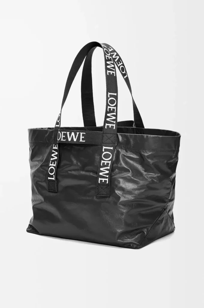 Fold shopper in paper calfskin Black