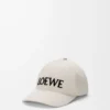 Futurist Cat cap in cotton Soft White/Black