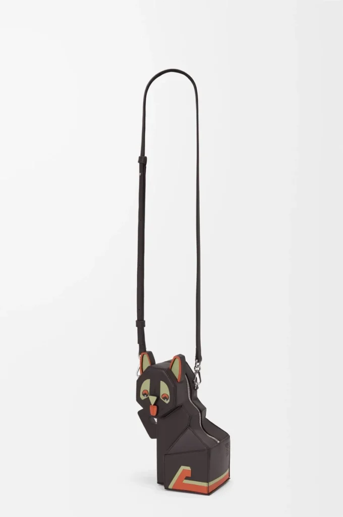 Futurist Cat clutch in classic calfskin Dark Taupe