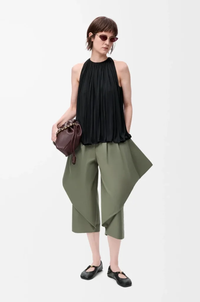 Halter top in viscose Black Halter top in viscose Black
