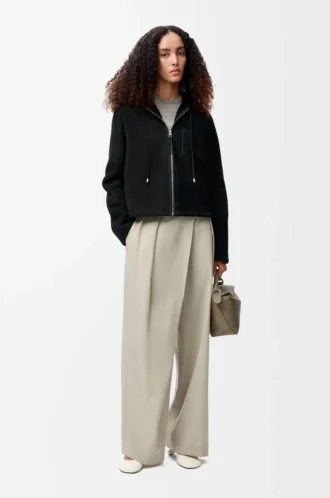 Hooded jacket in shearling Black