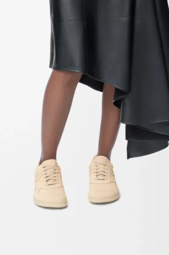 Jambo sneaker in suede calfskin Oat Milk