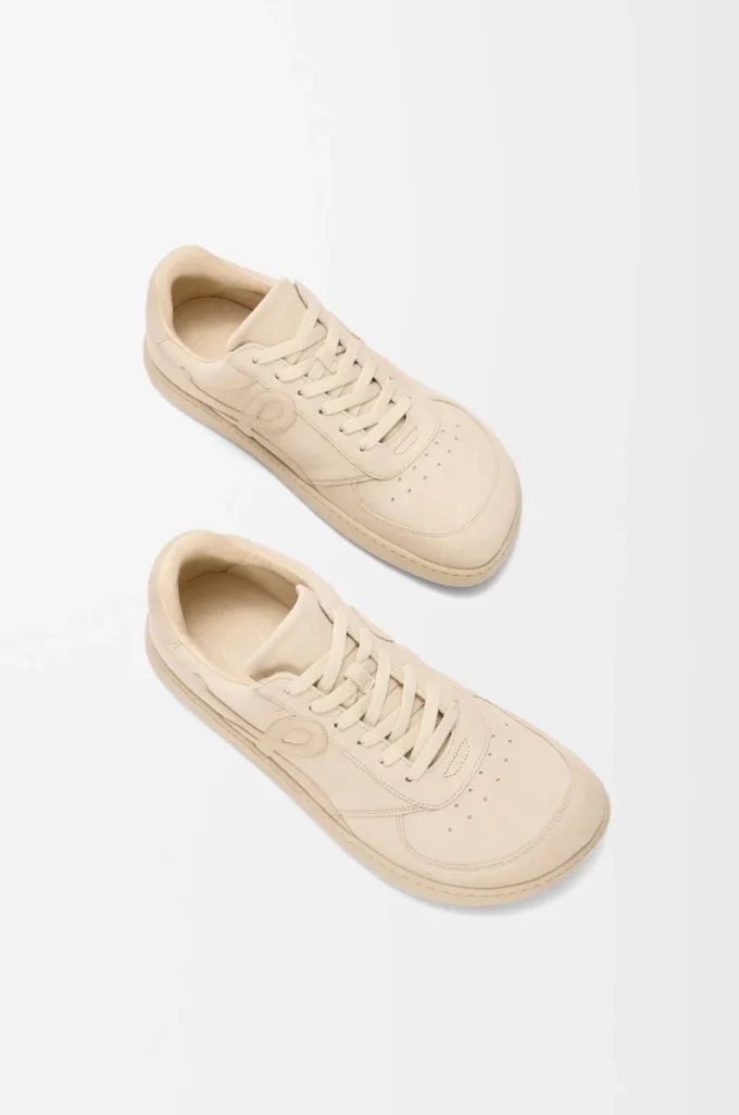 Jambo sneaker in suede calfskin Oat Milk
