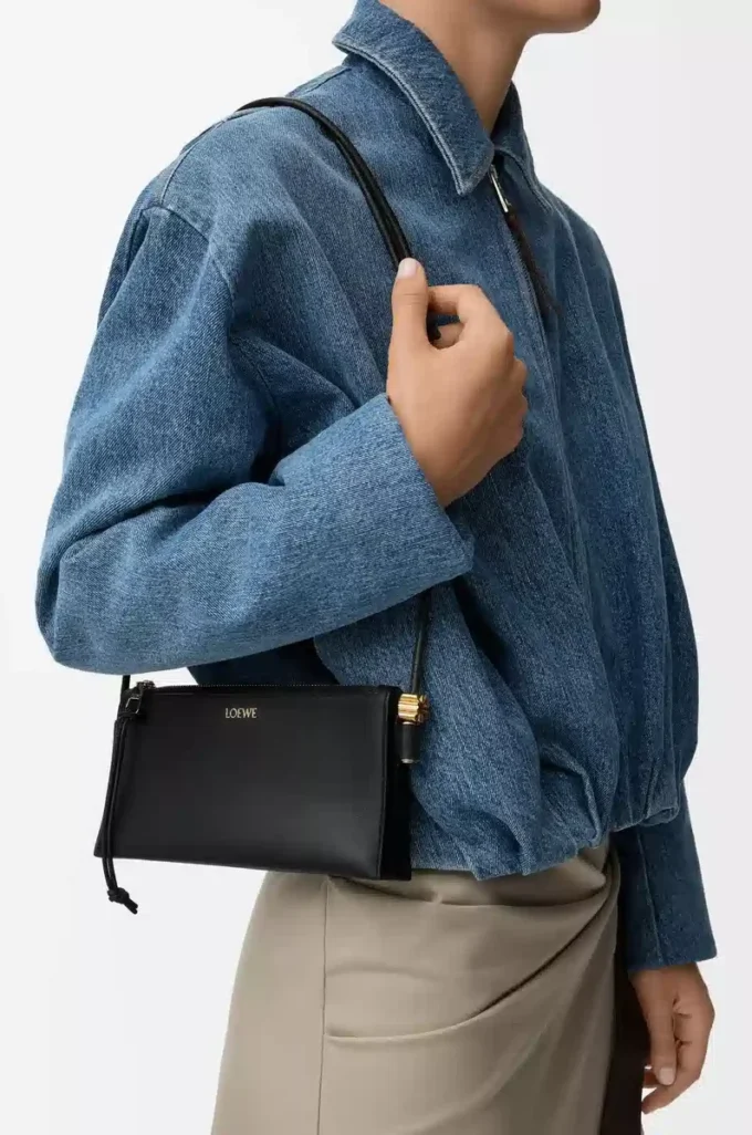 Joya pouch in nappa calfskin Black