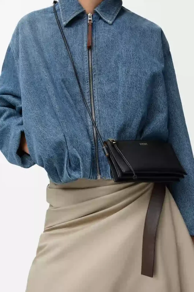 Joya pouch in nappa calfskin Black