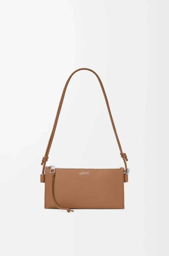 Joya pouch in nappa calfskin Mocha