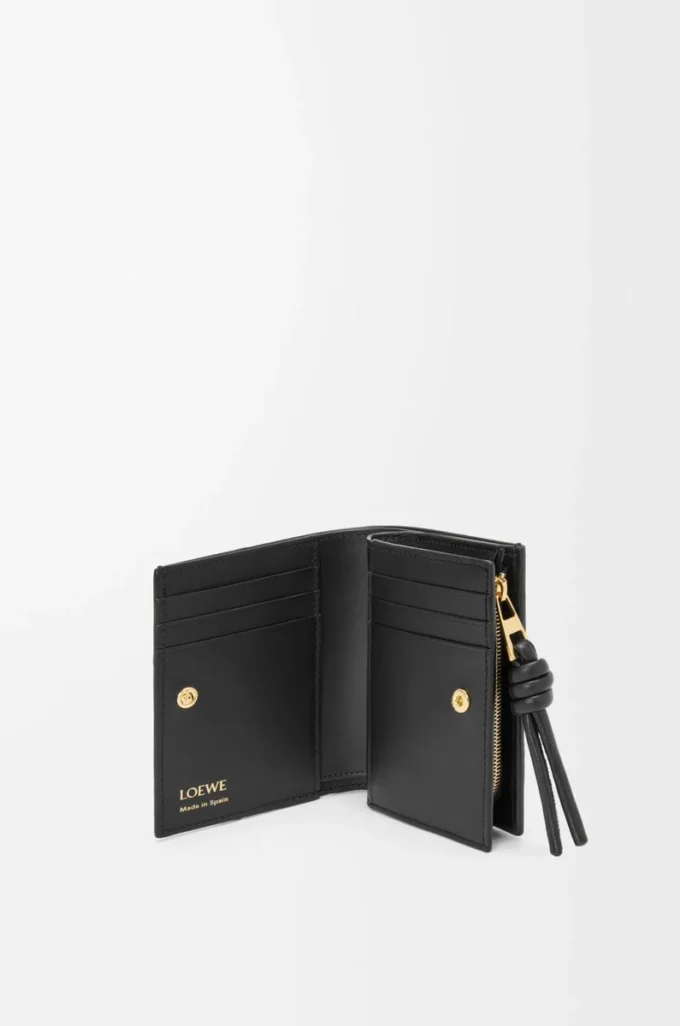 Knot compact wallet in eel Black Knot compact wallet in eel Black