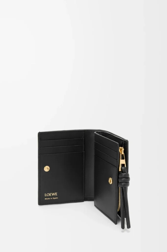 Knot compact wallet in eel Black Knot compact wallet in eel Black