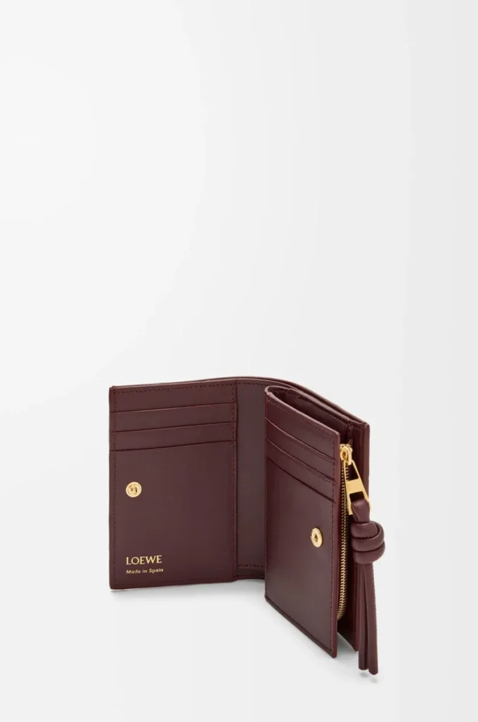 Knot compact wallet in eel Dark Burgundy Knot compact wallet in eel Dark Burgundy