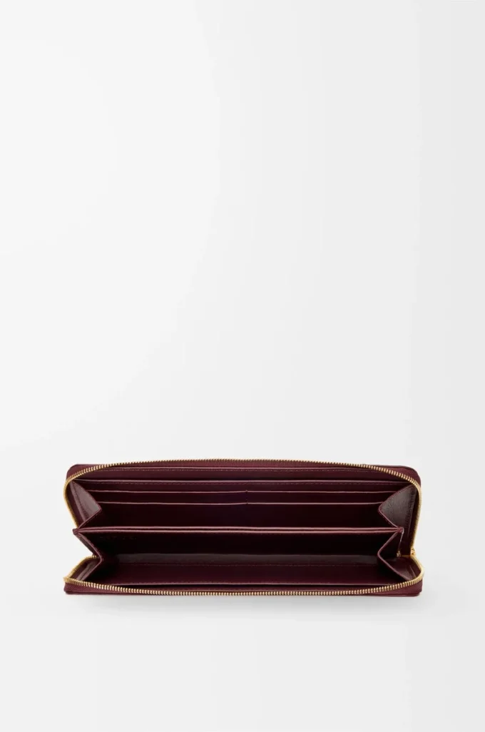 Knot slim zip around wallet in eel Dark Burgundy