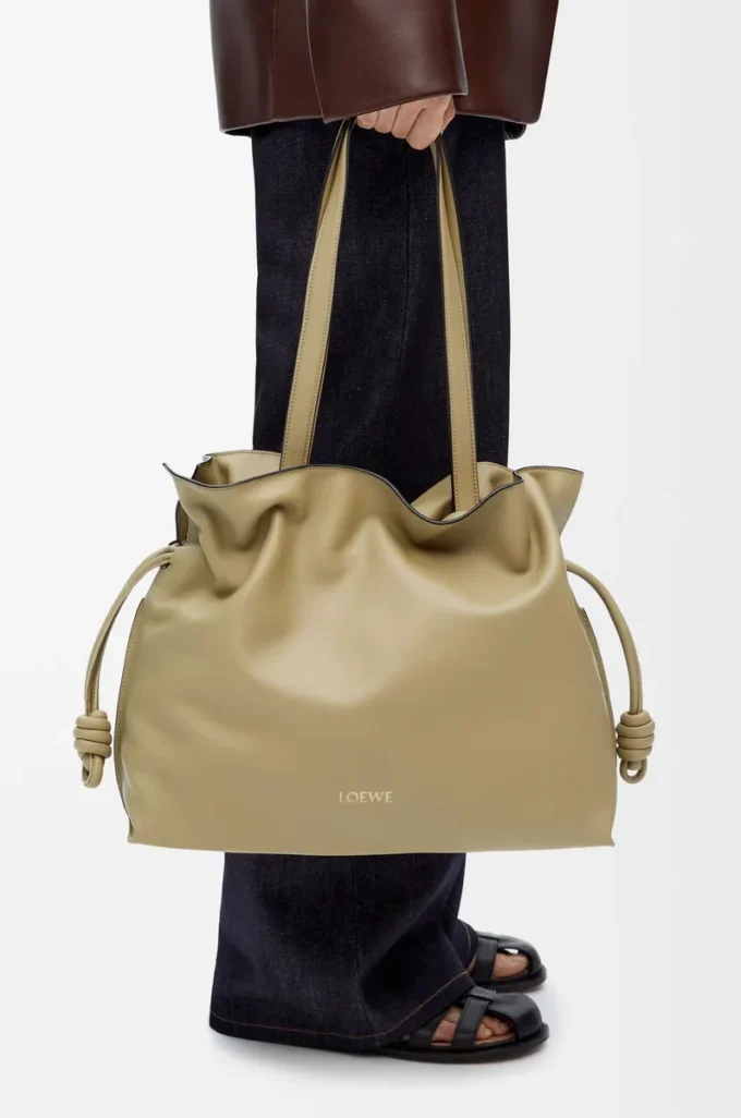 Large Flamenco clutch in nappa calfskin Clay Green