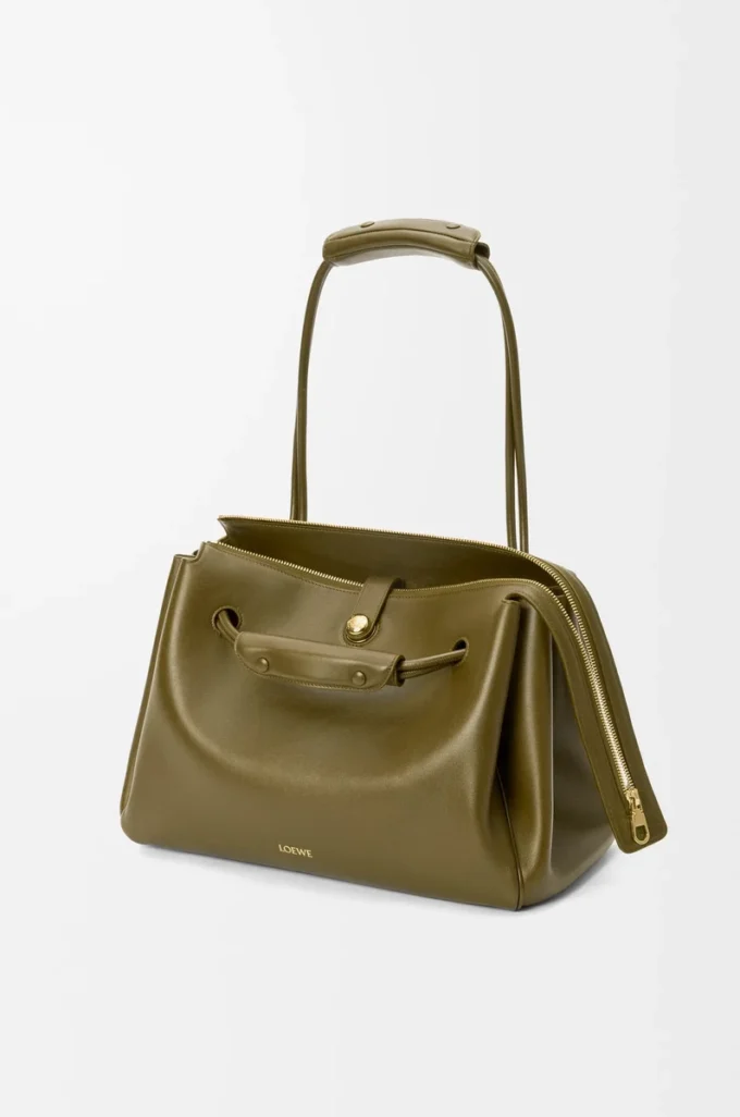 Large Madrid bag in supple calfskin Olive