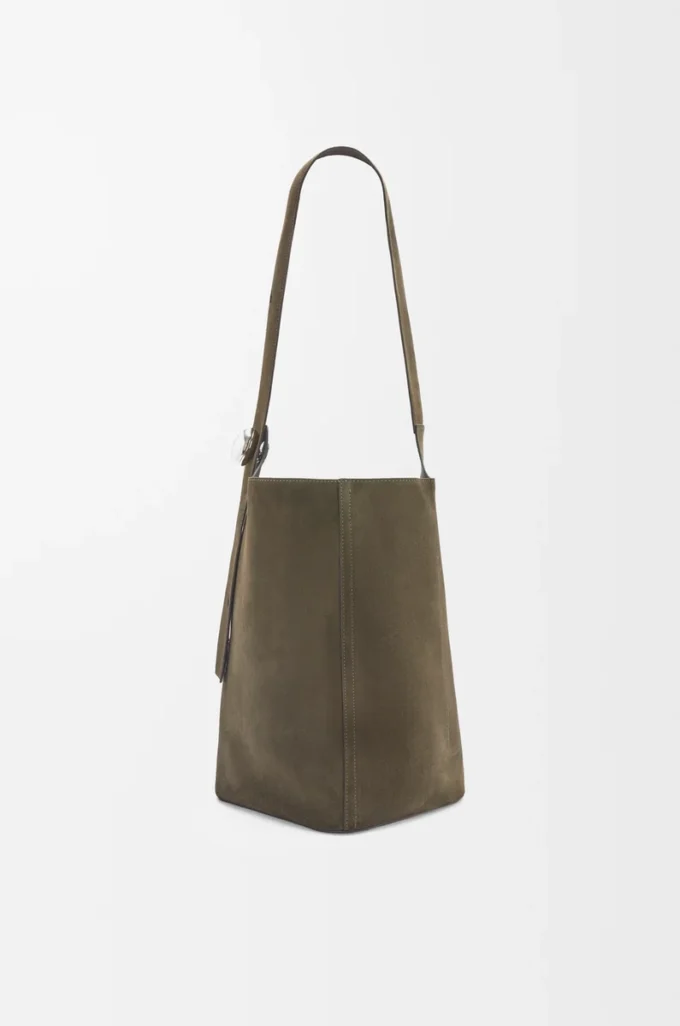 Large Pebble bucket bag in suede calfskin Dark Olive