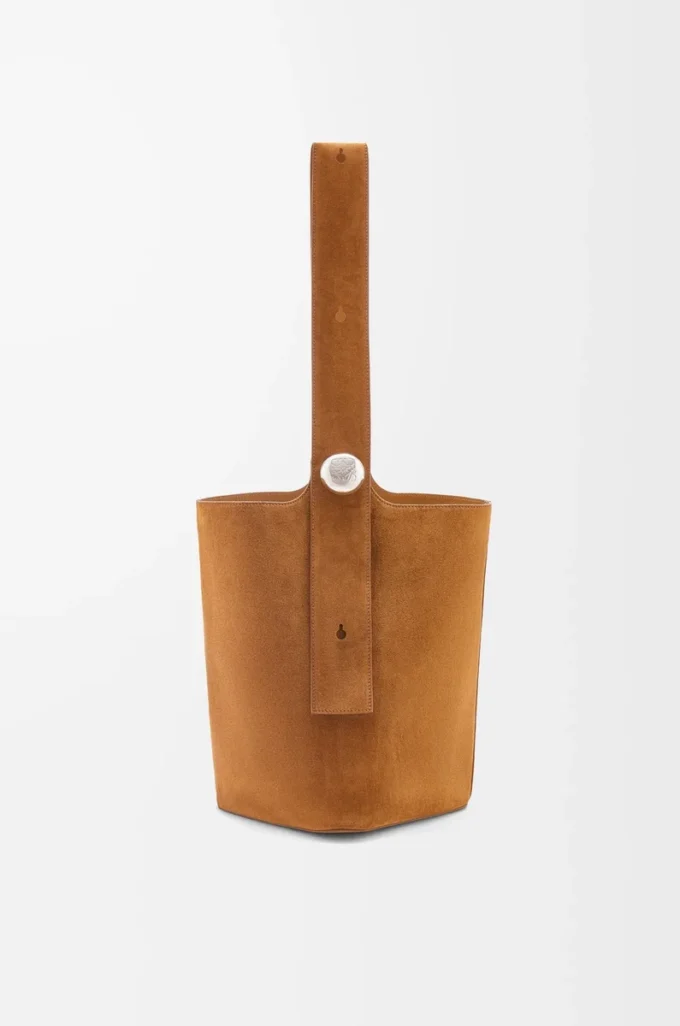 Large Pebble bucket bag in suede calfskin Tobacco