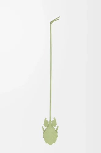 Leaf insect keyfob charm in classic calfskin Light Pear