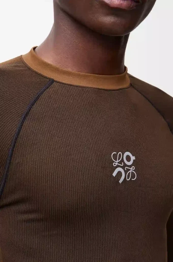 Long sleeve top in technical jersey Toffee Long sleeve top in technical jersey Toffee