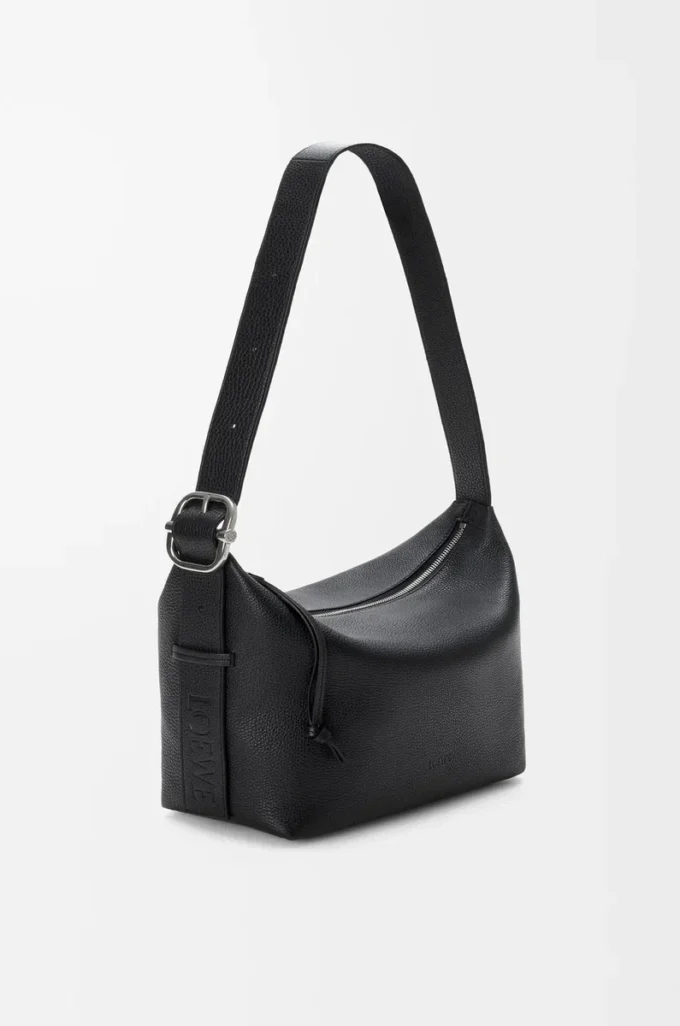 Loop hobo in supple grained calfskin Black