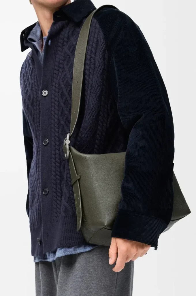 Loop hobo in supple grained calfskin Dark Khaki