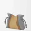 Medium Flamenco clutch Landscape in nappa calfskin Sparkling Grey/Butter