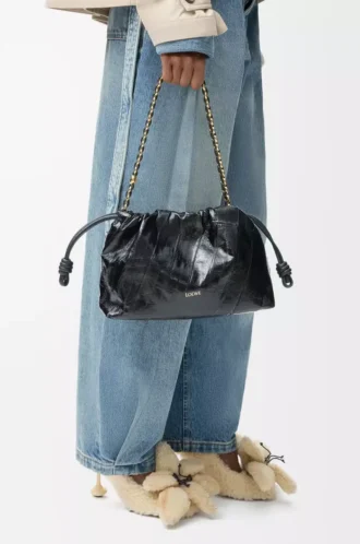 Medium Flamenco purse in eel Black