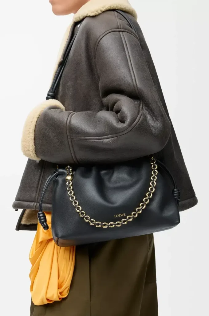 Medium Flamenco purse in mellow nappa lambskin Black