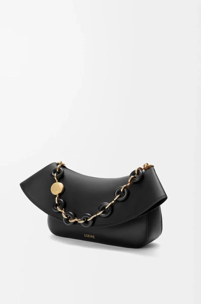 Medium Ola bag in smooth calfskin Black
