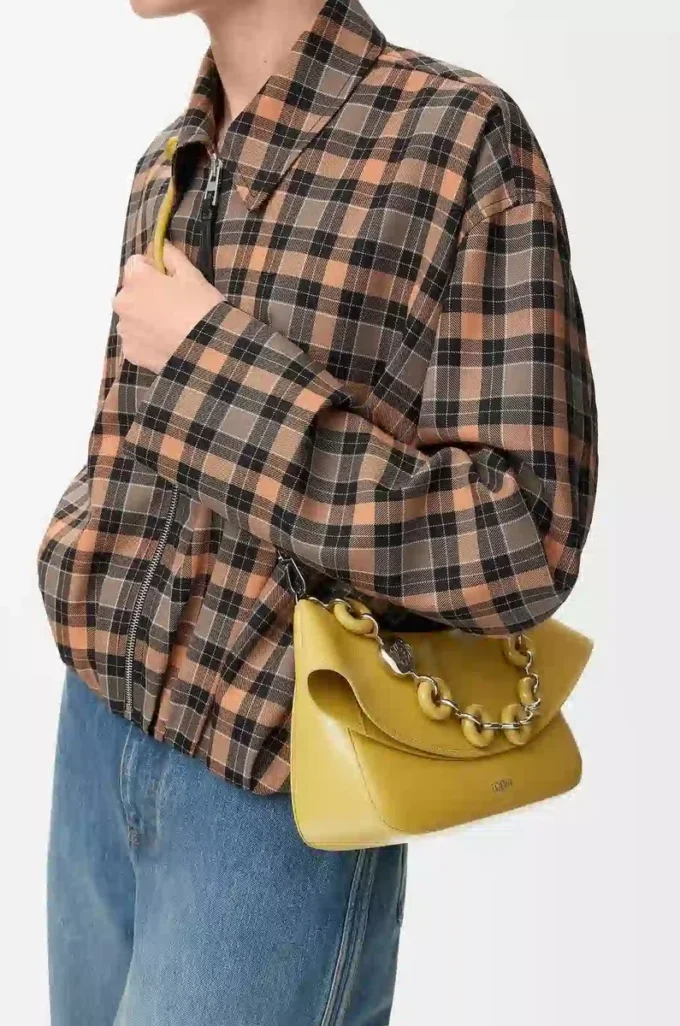 Medium Ola bag in smooth calfskin Ginger