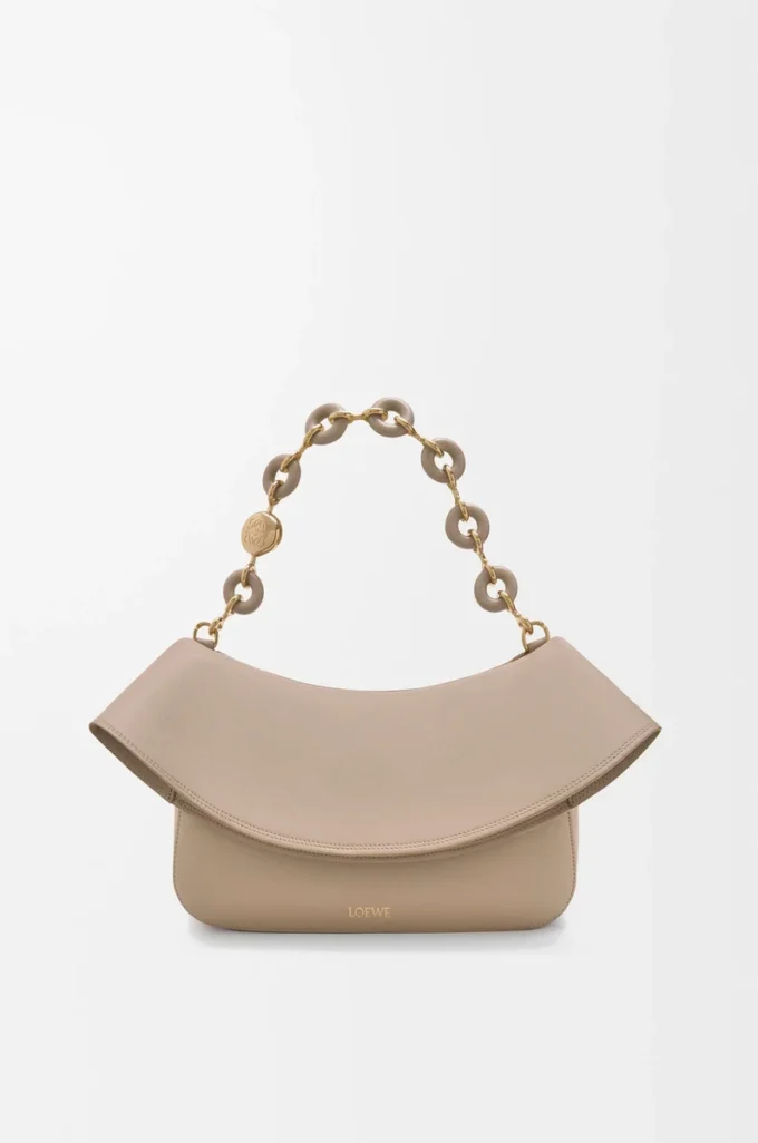 Medium Ola bag in smooth calfskin Sand