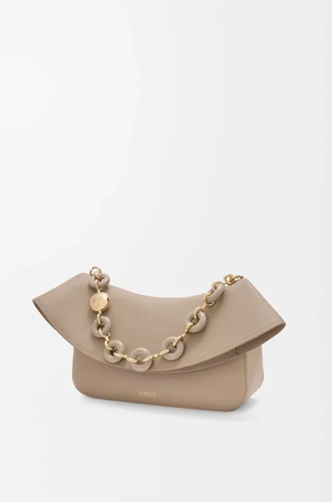 Medium Ola bag in smooth calfskin Sand