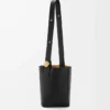 Medium Pebble bucket in smooth calfskin Black