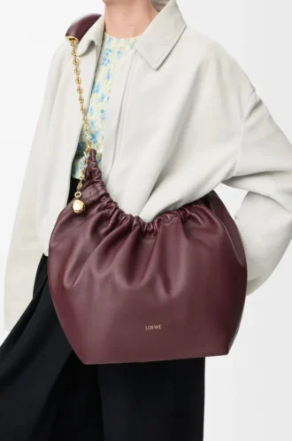 Medium Squeeze bag in mellow nappa lambskin Dark Burgundy