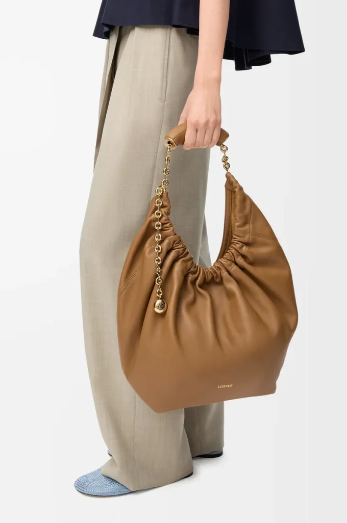 Medium Squeeze bag in mellow nappa lambskin Oak